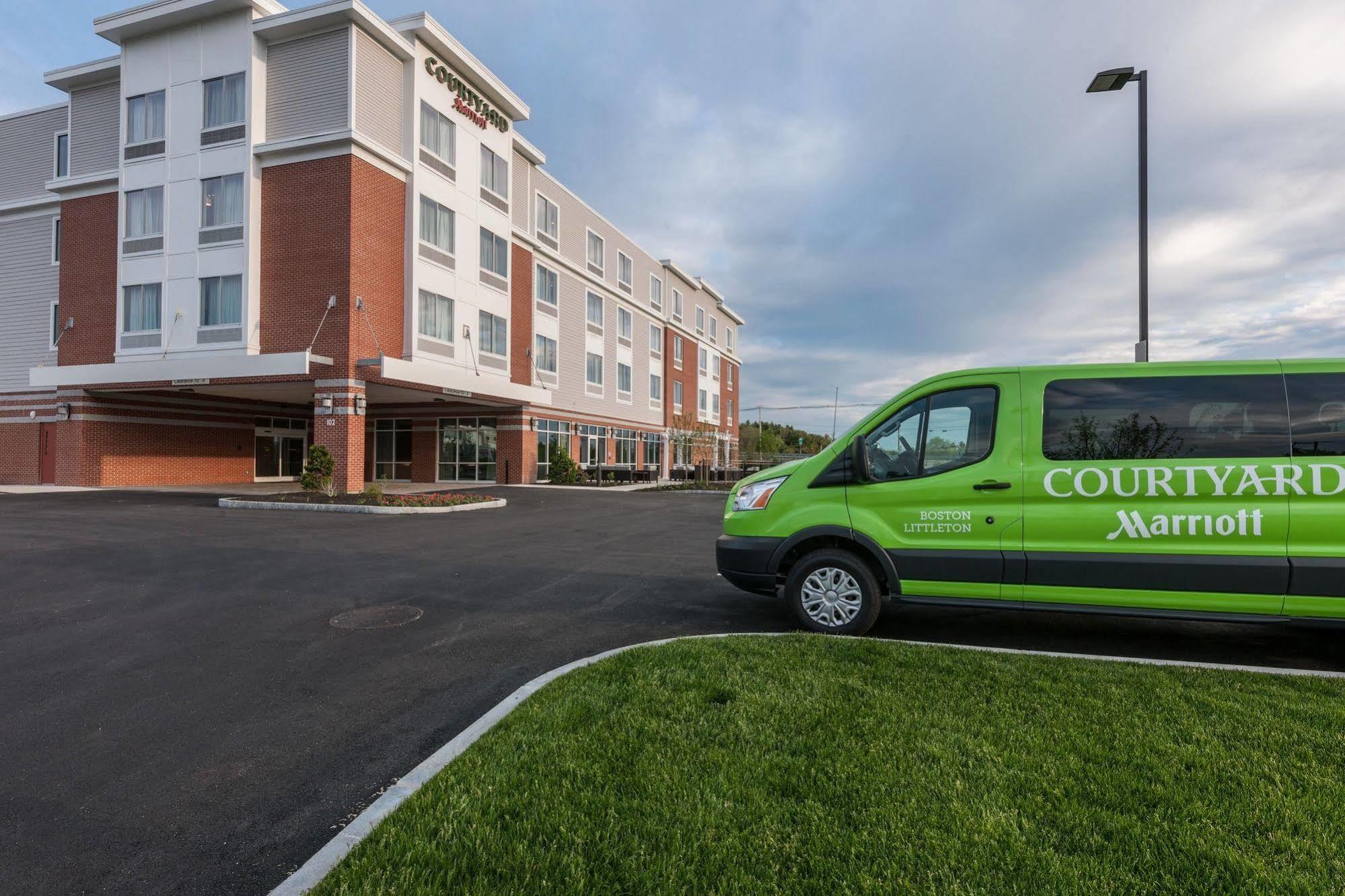 Отель Courtyard By Marriott Boston Littleton Экстерьер фото