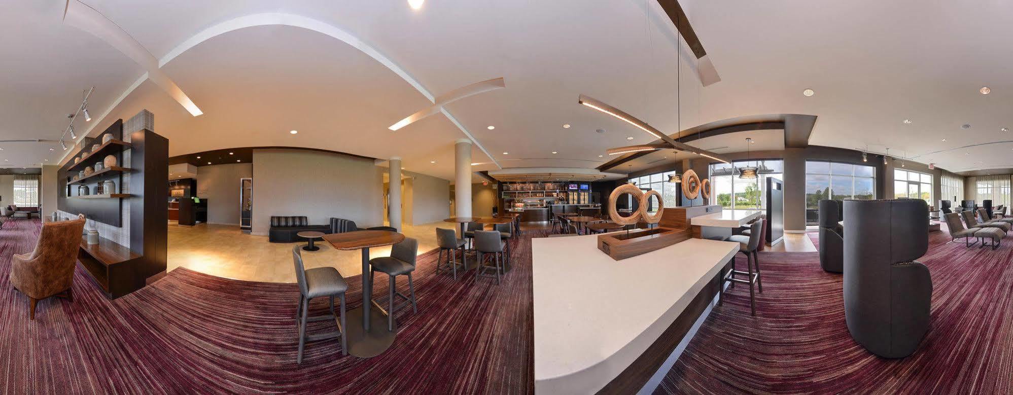 Отель Courtyard By Marriott Boston Littleton Экстерьер фото
